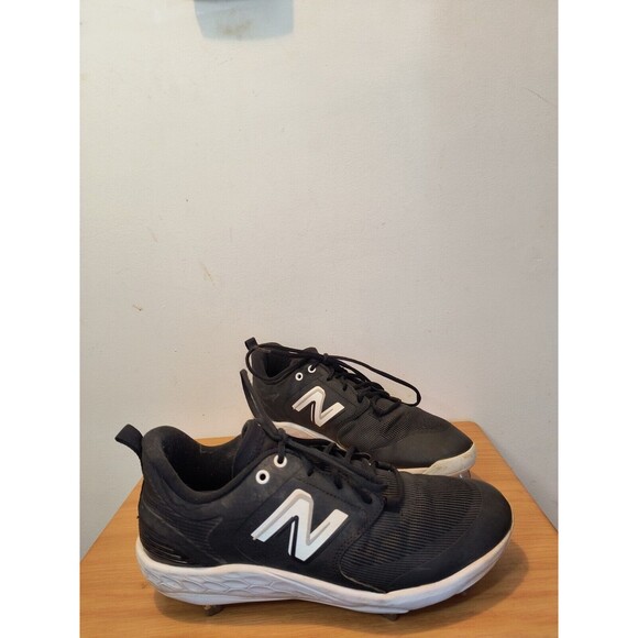 New Balance Metal Baseball Cleats Men\'s 15 Black and White main image 5